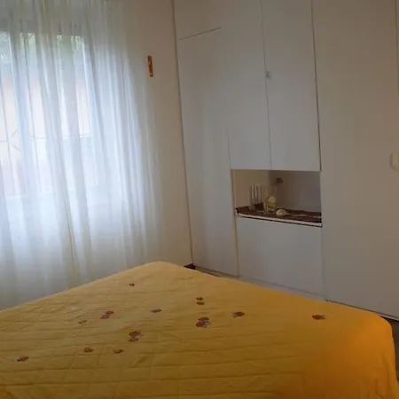 Villa Casa Del Tempo, Apt+giardino Citra 010054-lt-0417 *